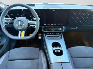 MERCEDES-BENZ CLA 250  EQ AMG NIGHT PANO DISTR 360  HUD BURM