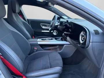 MERCEDES-BENZ CLA 250  EQ AMG NIGHT PANO DISTR 360  HUD BURM