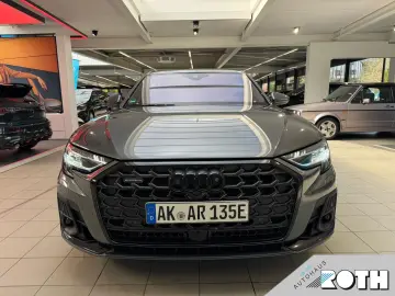AUDI A8 Lang quattro 60 TFSIe 340kW B&O PANO LEDER