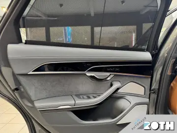 AUDI A8 Lang quattro 60 TFSIe 340kW B&O PANO LEDER