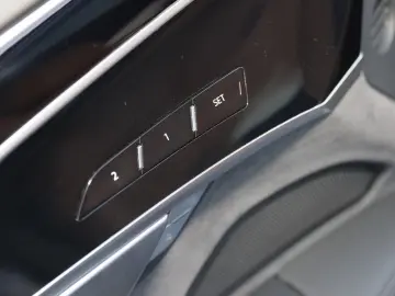 AUDI S8 4.0 TFSI quattro triptronic