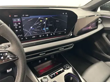 AUDI A5 Limousine 40 TFSI qu 2x S line S tro Pano Mat