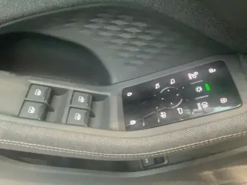 AUDI A5 Limousine 40 TFSI QU S-TR S-LINE LEDplus PANO