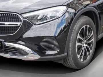 MERCEDES-BENZ GLC 220 d 4M AVANTGARDE PANORAMA MEMORY KAMERA