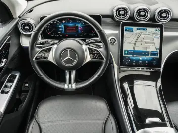 MERCEDES-BENZ GLC 220 d 4M AVANTGARDE PANORAMA MEMORY KAMERA