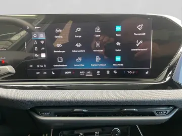 AUDI A6 Limo 55TFSI e-hybrid quatt. edition one HUD