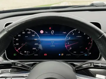 MERCEDES-BENZ CLE 180  CABRIO  AMG  LED  PTS  RFK  T…