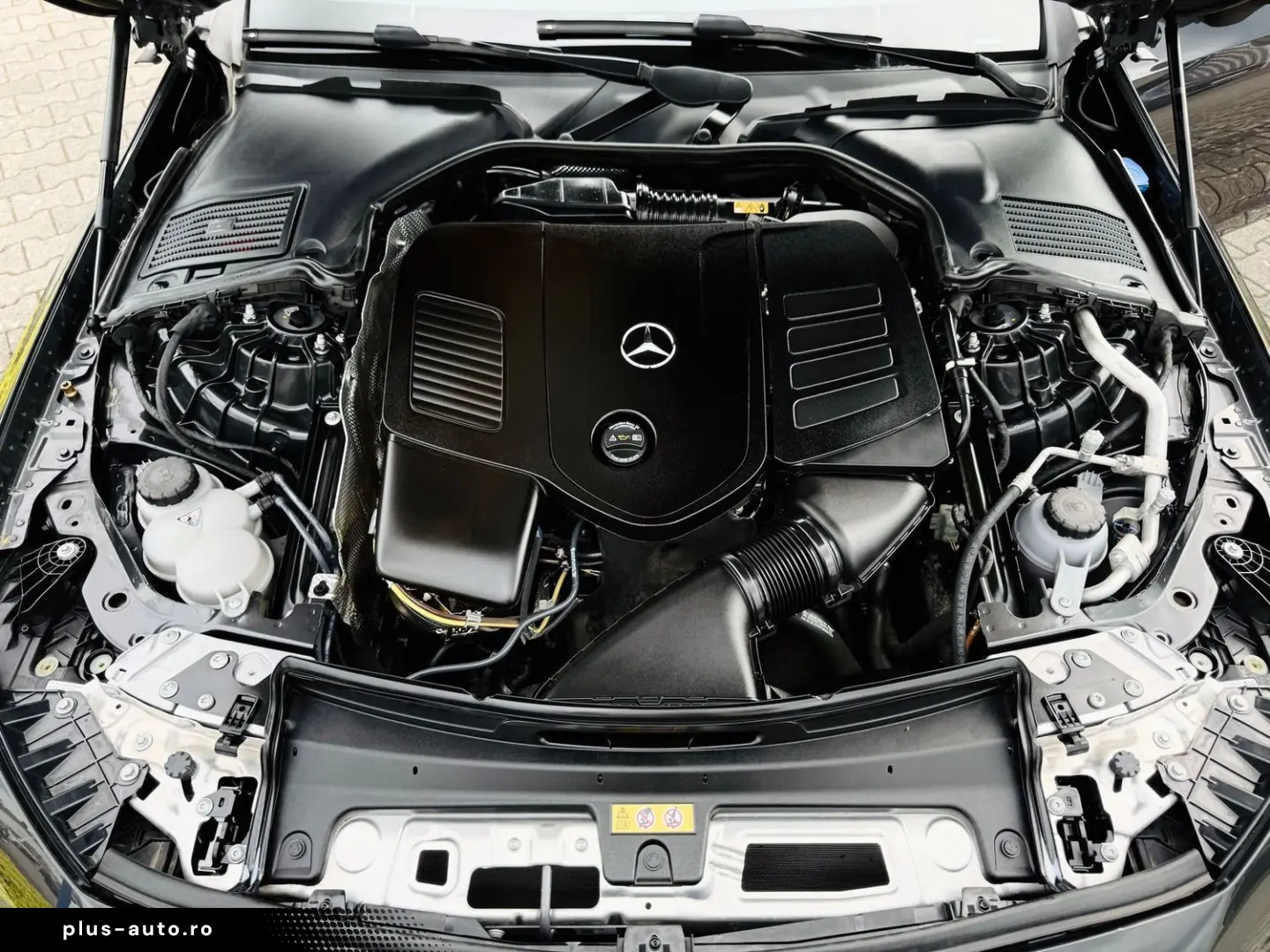 MERCEDES-BENZ CLE 180  CABRIO  AMG  LED  PTS  RFK  T&hellip;