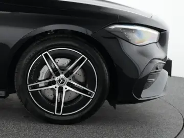 MERCEDES-BENZ CLE 200 Cabriolet AMG Advanced  LED Ka…