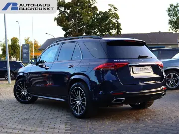 MERCEDES-BENZ GLE 350 de 4M AMG DISTRO PANO KAM360 H…