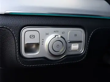 MERCEDES-BENZ GLE 350 de 4M AMG DISTRO PANO KAM360 H…