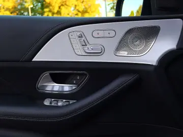 MERCEDES-BENZ GLE 350 de 4M AMG DISTRO PANO KAM360 H…