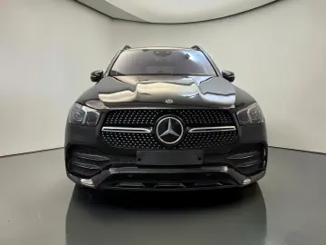 MERCEDES-BENZ GLE 300d 4M AMG Line AIRM AHK PANO ACC…
