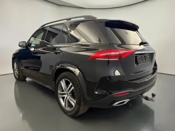 MERCEDES-BENZ GLE 300d 4M AMG Line AIRM AHK PANO ACC…