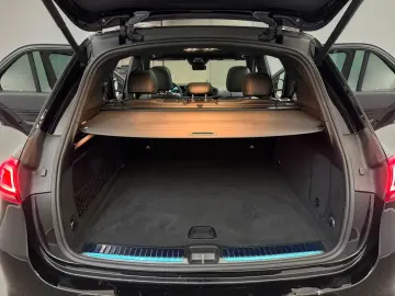 MERCEDES-BENZ GLE 300d 4M AMG Line AIRM AHK PANO ACC…