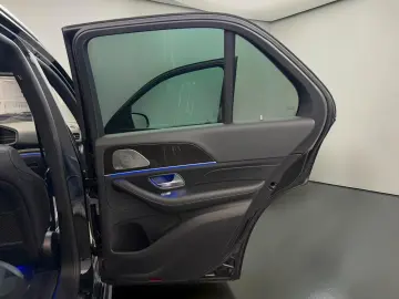 MERCEDES-BENZ GLE 300d 4M AMG Line AIRM AHK PANO ACC…