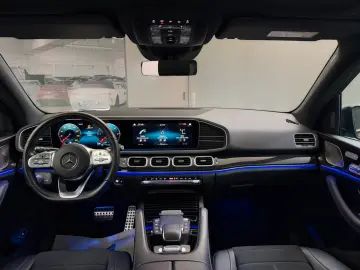 MERCEDES-BENZ GLE 300d 4M AMG Line AIRM AHK PANO ACC…