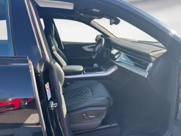 Audi Q8 55 TFSI quattro tiptronic