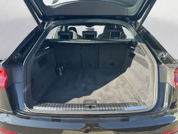 Audi Q8 55 TFSI quattro tiptronic