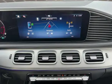 MERCEDES-BENZ GLE 300d 4MATIC PANO 360 BURM. KEYLESS CARPLAY
