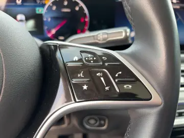 MERCEDES-BENZ GLE 300d 4MATIC PANO 360 BURM. KEYLESS CARPLAY