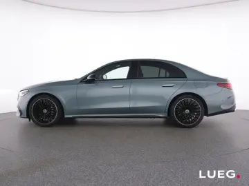 MERCEDES-BENZ E 300 e 4M AMG Pano Burm DLIGHT Airm HUD 36