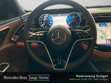 MERCEDES-BENZ E 220 d Avantgarde Adv.  PANO AHK DIGI 360