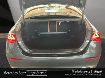 MERCEDES-BENZ E 220 d Avantgarde Adv.  PANO AHK DIGI 360