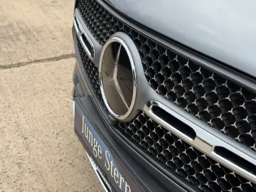 MERCEDES-BENZ GLC300e AMG 4M Hinterachslenkung Airma…