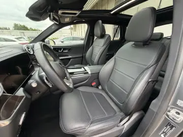 MERCEDES-BENZ GLC300e AMG 4M Hinterachslenkung Airma…