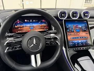 MERCEDES-BENZ GLC300e AMG 4M Hinterachslenkung Airma…