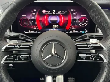 MERCEDES-BENZ GLC300e AMG 4M Hinterachslenkung Airma…