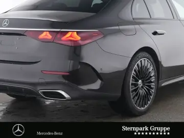 MERCEDES-BENZ E 200 AMG Super Pano Burm Mem DigiL Distr