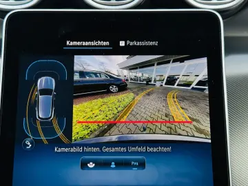 MERCEDES-BENZ GLC 220 d 4M AVANTGARDE  AHK  LED  Nav…