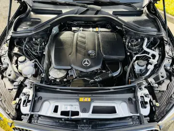 MERCEDES-BENZ GLC 220 d 4M AVANTGARDE  AHK  LED  Nav…