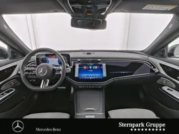 MERCEDES-BENZ E 300 e AMG Advanced SUPERSCREEN Burme…