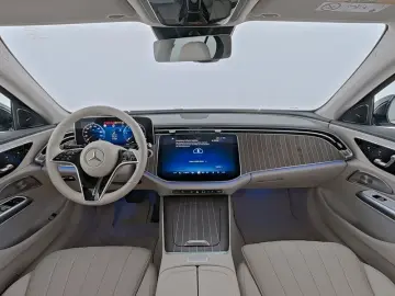 MERCEDES-BENZ E 220 d Exclusive Premium Pano Softclo…