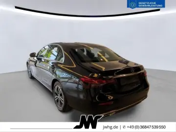 MERCEDES-BENZ E 220 d Avantgarde FahrP Kamera el. Si…