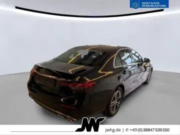 MERCEDES-BENZ E 220 d Avantgarde FahrP Kamera el. Si…