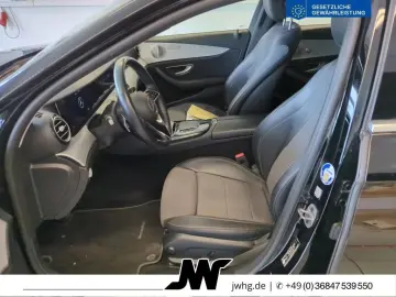 MERCEDES-BENZ E 220 d Avantgarde FahrP Kamera el. Si…