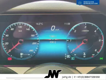 MERCEDES-BENZ E 220 d Avantgarde FahrP Kamera el. Si…
