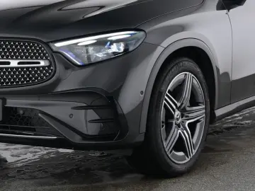 MERCEDES-BENZ GLC 300 4M AMG Pano Burm Stdhz HUD AHK