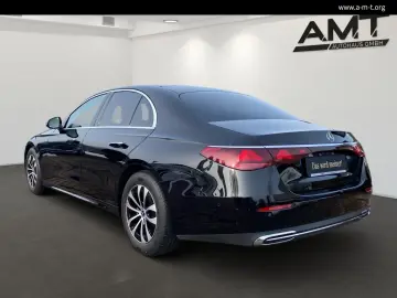 MERCEDES-BENZ E 220 d Avantgarde  AHK DISTRONIC Lenk…