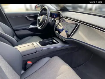 MERCEDES-BENZ E 220 d Avantgarde  AHK DISTRONIC Lenk…