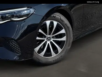 MERCEDES-BENZ E 220 d Edit. Avantg. Fahrassistenz  Dig.L 360