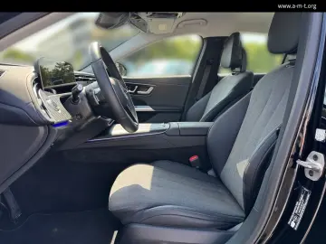 MERCEDES-BENZ E 220 d Edit. Avantg. Fahrassistenz  Dig.L 360