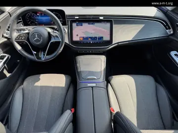 MERCEDES-BENZ E 220 d Edit. Avantg. Fahrassistenz  Dig.L 360
