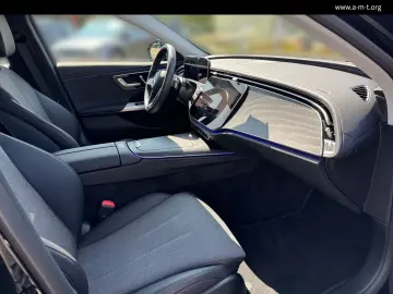 MERCEDES-BENZ E 220 d Edit. Avantg. Fahrassistenz  Dig.L 360