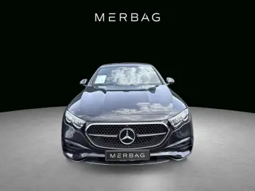 MERCEDES-BENZ E 300 de AMG Superscreen Hands-Free