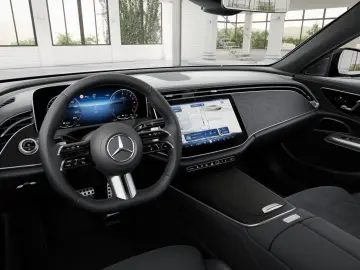 MERCEDES-BENZ E 300 de 4M AMG-PREM. PANO DISTR. DIG.L. BURM.